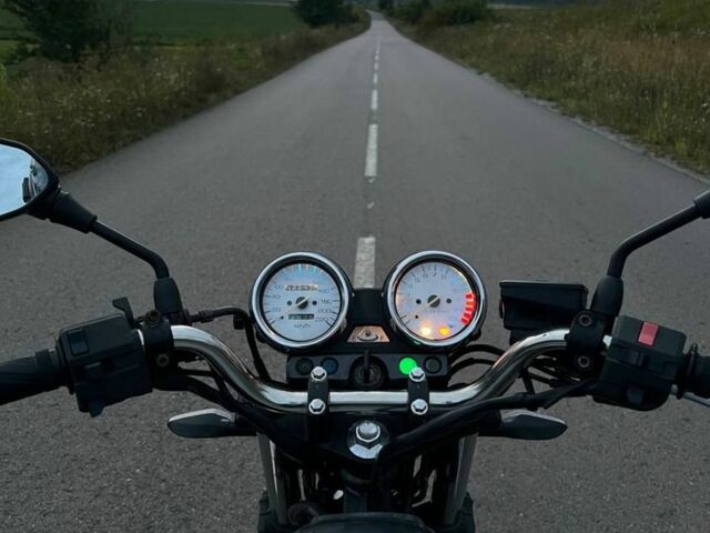 Кавасаки Другая, объемом двигателя 0.5 л и пробегом 0 тыс. км за 93000 $, фото 2 на Automoto.ua