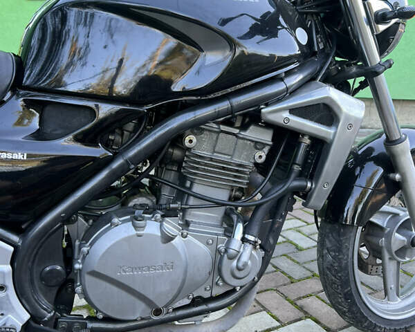 Черный Кавасаки ER-5, объемом двигателя 0.5 л и пробегом 35 тыс. км за 1500 $, фото 1 на Automoto.ua