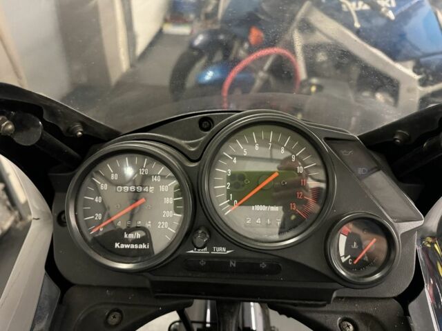 Кавасакі ER-5, об'ємом двигуна 0.5 л та пробігом 0 тис. км за 2100 $, фото 19 на Automoto.ua