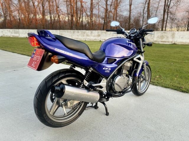 Кавасаки ER-5, объемом двигателя 0.5 л и пробегом 0 тыс. км за 2299 $, фото 4 на Automoto.ua