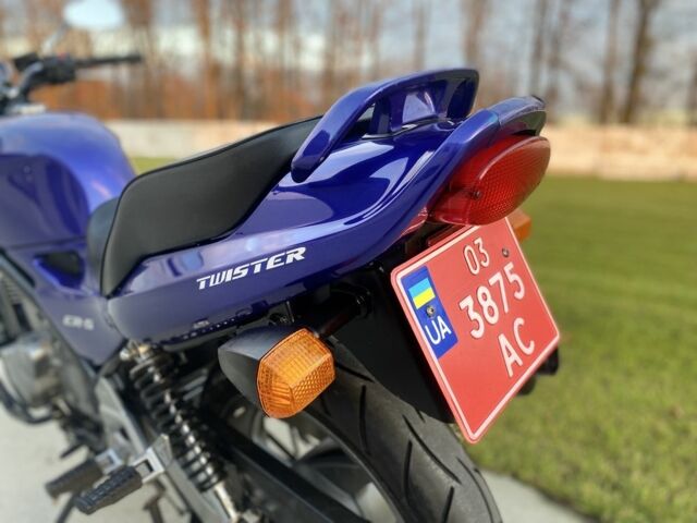 Кавасаки ER-5, объемом двигателя 0.5 л и пробегом 0 тыс. км за 2299 $, фото 16 на Automoto.ua