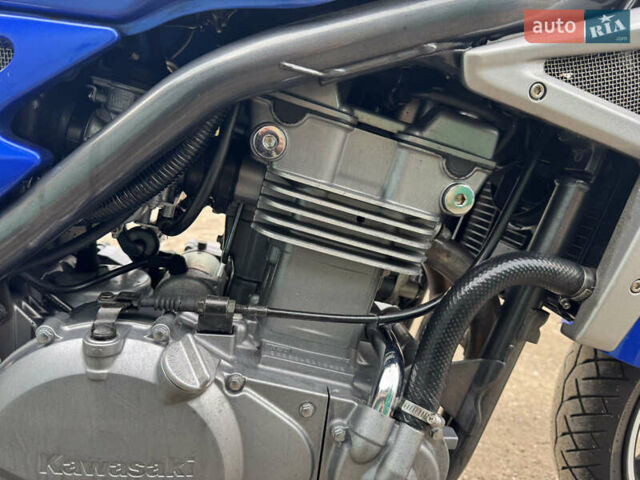 Синій Кавасакі ER-5, об'ємом двигуна 0.5 л та пробігом 34 тис. км за 2600 $, фото 4 на Automoto.ua