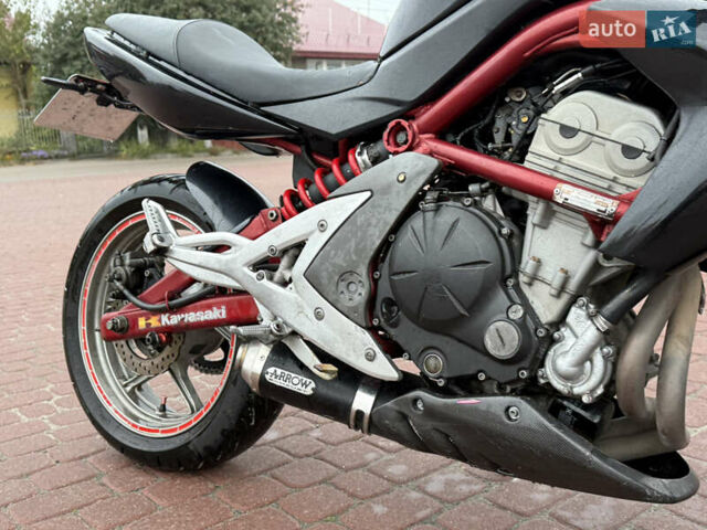 Чорний Кавасакі ER-6N, об'ємом двигуна 0.65 л та пробігом 40 тис. км за 3500 $, фото 4 на Automoto.ua