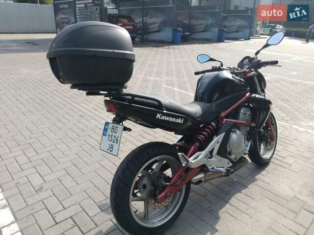 Чорний Кавасакі ER-6N, об'ємом двигуна 0.65 л та пробігом 47 тис. км за 4100 $, фото 4 на Automoto.ua