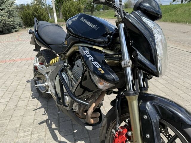 Кавасаки ER-6N, объемом двигателя 0 л и пробегом 0 тыс. км за 4300 $, фото 7 на Automoto.ua