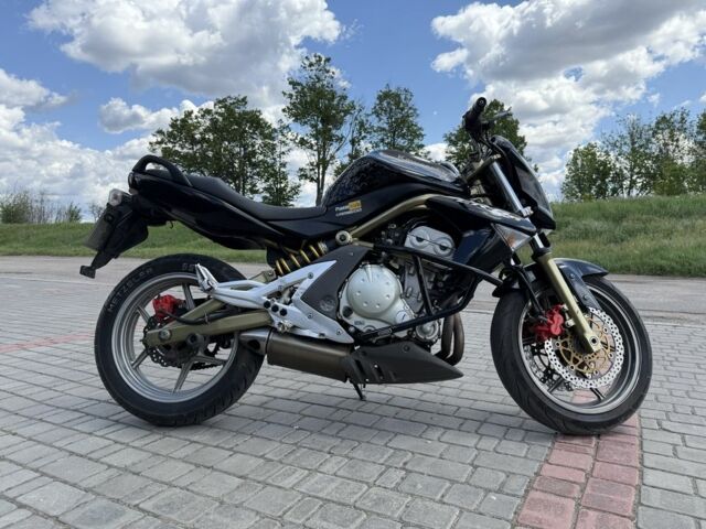 Кавасаки ER-6N, объемом двигателя 0 л и пробегом 0 тыс. км за 4300 $, фото 3 на Automoto.ua