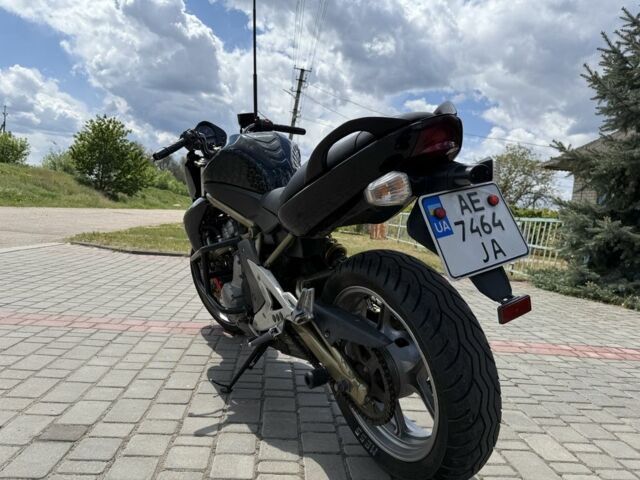 Кавасаки ER-6N, объемом двигателя 0 л и пробегом 0 тыс. км за 4300 $, фото 5 на Automoto.ua
