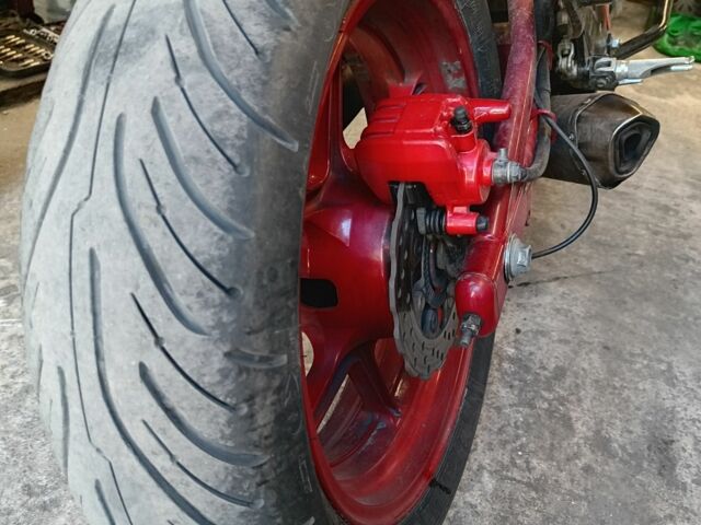 Кавасакі ER-6N, об'ємом двигуна 0.65 л та пробігом 0 тис. км за 4699 $, фото 7 на Automoto.ua