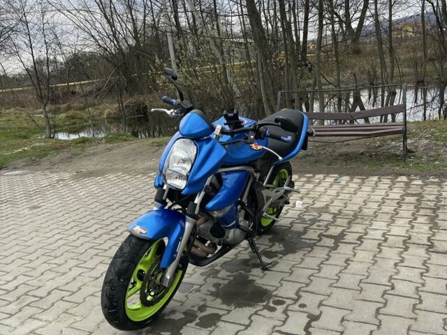 Кавасаки ER-6N, объемом двигателя 0.65 л и пробегом 0 тыс. км за 4150 $, фото 2 на Automoto.ua