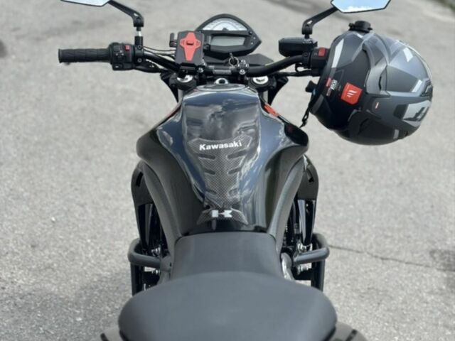 Кавасаки ER-6N, объемом двигателя 0.65 л и пробегом 0 тыс. км за 4800 $, фото 6 на Automoto.ua