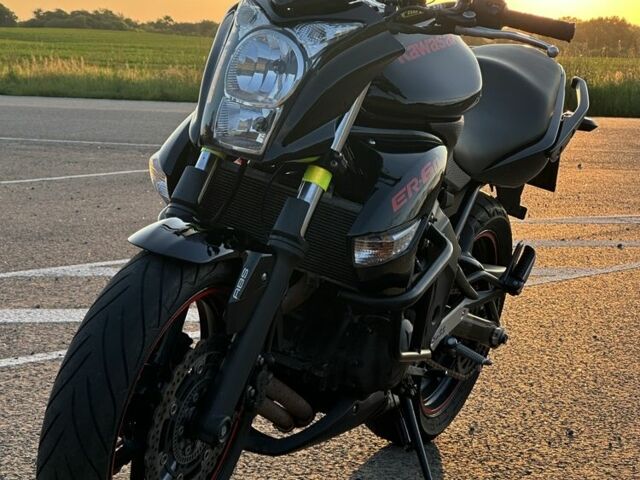 Кавасаки ER-6N, объемом двигателя 0.65 л и пробегом 0 тыс. км за 4800 $, фото 1 на Automoto.ua