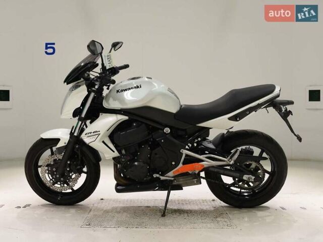 Кавасаки ER-6N, объемом двигателя 0 л и пробегом 30 тыс. км за 4800 $, фото 1 на Automoto.ua