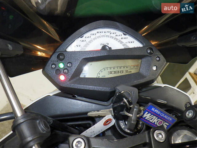 Кавасаки ER-6N, объемом двигателя 0 л и пробегом 30 тыс. км за 4800 $, фото 6 на Automoto.ua