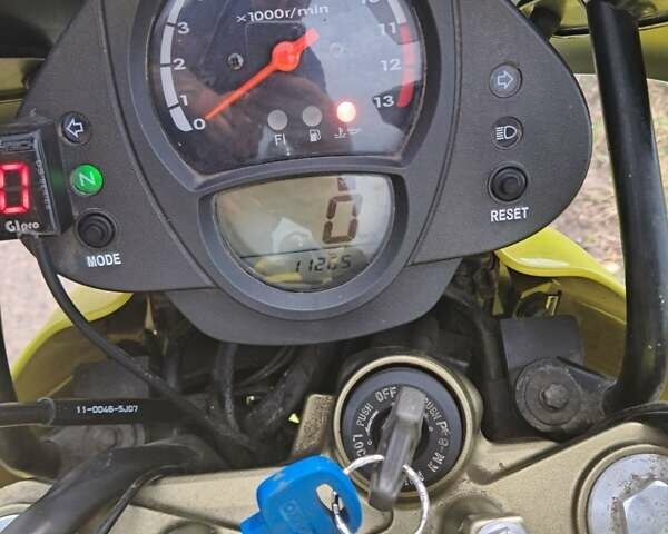 Жовтий Кавасакі ER-6N, об'ємом двигуна 0.65 л та пробігом 12 тис. км за 4000 $, фото 1 на Automoto.ua