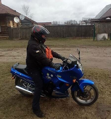 Кавасаки EX 250, объемом двигателя 0 л и пробегом 32 тыс. км за 2000 $, фото 2 на Automoto.ua