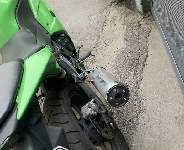 Зеленый Кавасаки EX 250, объемом двигателя 0.2 л и пробегом 20 тыс. км за 2500 $, фото 3 на Automoto.ua