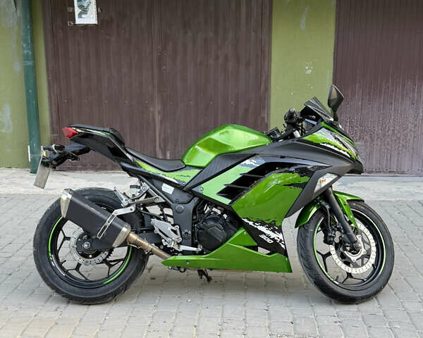 Зелений Кавасакі EX 300, об'ємом двигуна 0.3 л та пробігом 16 тис. км за 4600 $, фото 2 на Automoto.ua