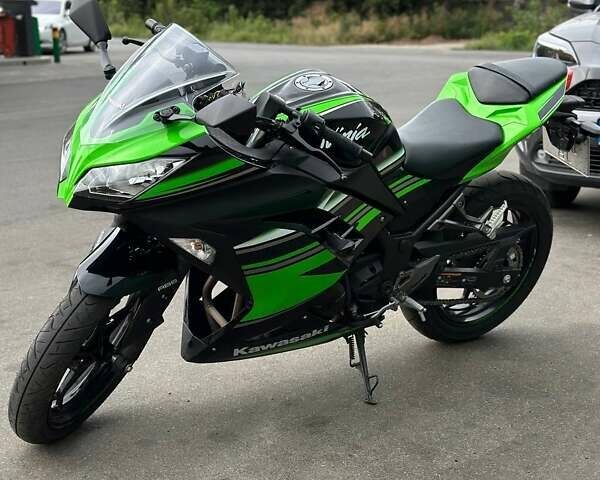 Зеленый Кавасаки EX 300, объемом двигателя 0.3 л и пробегом 5 тыс. км за 5200 $, фото 3 на Automoto.ua