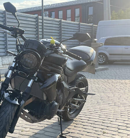 Черный Кавасаки EX 650, объемом двигателя 0.65 л и пробегом 19 тыс. км за 4700 $, фото 1 на Automoto.ua