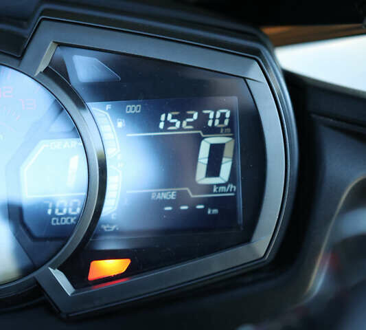 Черный Кавасаки EX 650, объемом двигателя 0.65 л и пробегом 15 тыс. км за 7500 $, фото 2 на Automoto.ua