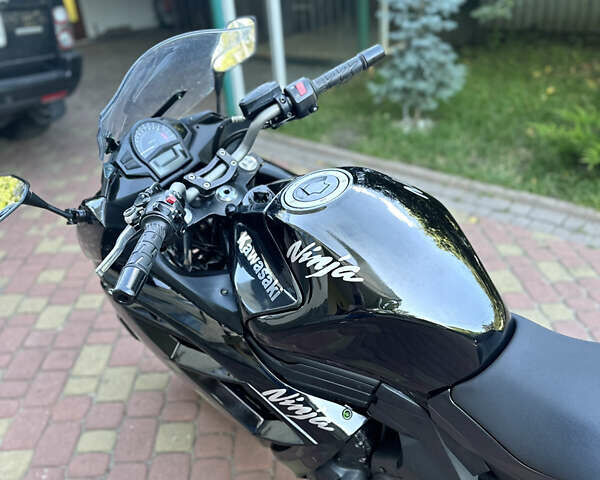 Черный Кавасаки EX 650, объемом двигателя 0.65 л и пробегом 20 тыс. км за 4500 $, фото 3 на Automoto.ua