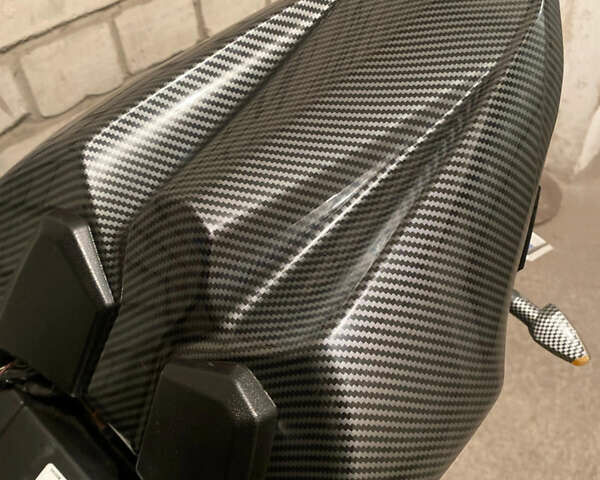 Черный Кавасаки EX 650, объемом двигателя 0.65 л и пробегом 13 тыс. км за 6900 $, фото 3 на Automoto.ua