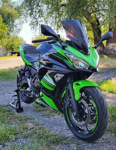 Кавасаки EX 650, объемом двигателя 0.65 л и пробегом 26 тыс. км за 7000 $, фото 5 на Automoto.ua