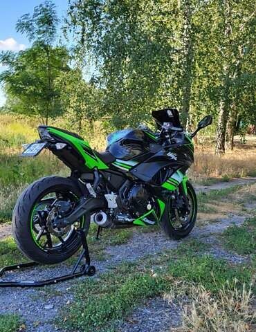 Кавасаки EX 650, объемом двигателя 0.65 л и пробегом 26 тыс. км за 7000 $, фото 1 на Automoto.ua