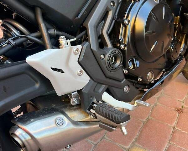 Кавасаки EX 650, объемом двигателя 0.65 л и пробегом 4 тыс. км за 8200 $, фото 7 на Automoto.ua