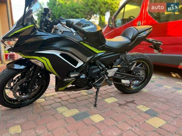 Кавасаки EX 650, объемом двигателя 0.65 л и пробегом 4 тыс. км за 8200 $, фото 2 на Automoto.ua