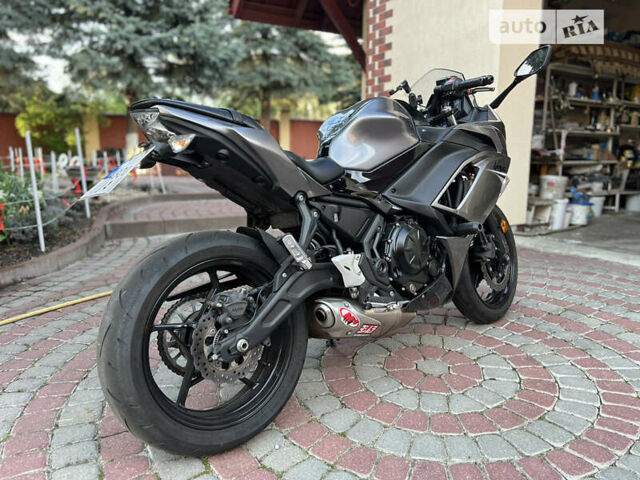 Сірий Кавасакі EX 650, об'ємом двигуна 0.65 л та пробігом 12 тис. км за 8000 $, фото 4 на Automoto.ua