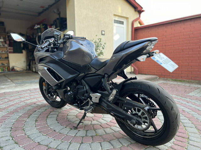 Сірий Кавасакі EX 650, об'ємом двигуна 0.65 л та пробігом 12 тис. км за 8000 $, фото 5 на Automoto.ua