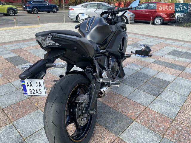 Серый Кавасаки EX 650, объемом двигателя 0.65 л и пробегом 14 тыс. км за 7300 $, фото 7 на Automoto.ua