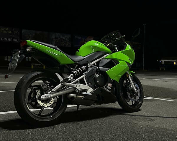 Зеленый Кавасаки EX 650, объемом двигателя 0.65 л и пробегом 19 тыс. км за 4300 $, фото 2 на Automoto.ua