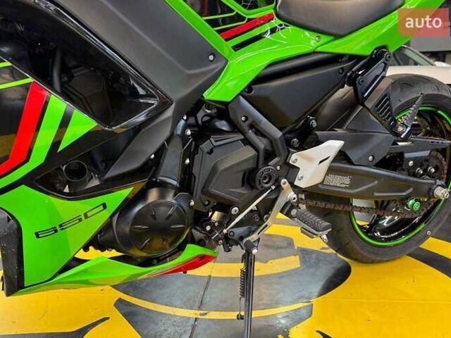 Зеленый Кавасаки EX 650, объемом двигателя 0.65 л и пробегом 13 тыс. км за 8800 $, фото 8 на Automoto.ua