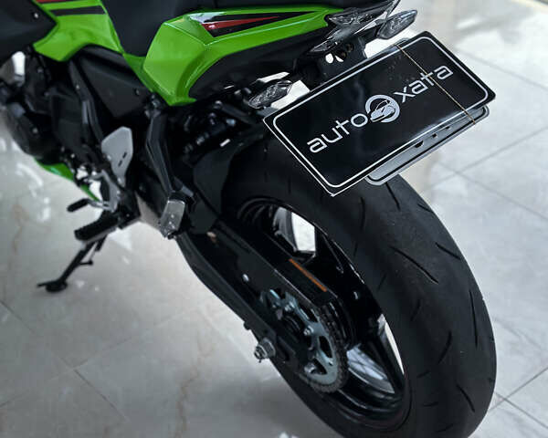 Зеленый Кавасаки EX 650, объемом двигателя 0.65 л и пробегом 12 тыс. км за 7350 $, фото 6 на Automoto.ua