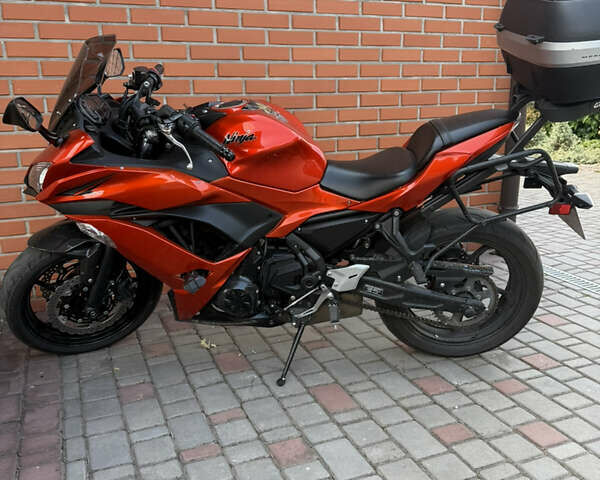 Оранжевый Кавасаки EX 650, объемом двигателя 0.65 л и пробегом 13 тыс. км за 7000 $, фото 1 на Automoto.ua