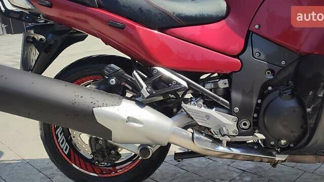 Червоний Кавасакі GTR 1400, об'ємом двигуна 1.4 л та пробігом 46 тис. км за 10000 $, фото 5 на Automoto.ua