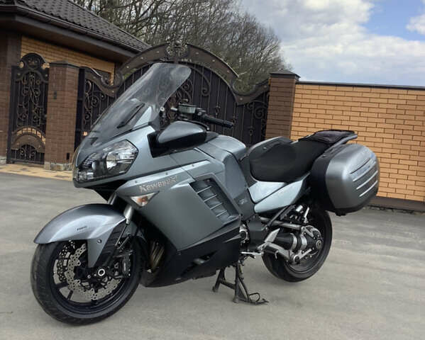Кавасаки GTR 1400, объемом двигателя 1.4 л и пробегом 49 тыс. км за 8700 $, фото 1 на Automoto.ua