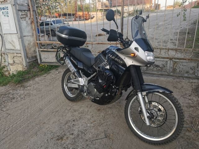 Кавасакі KLE 500, об'ємом двигуна 0.5 л та пробігом 0 тис. км за 3499 $, фото 7 на Automoto.ua