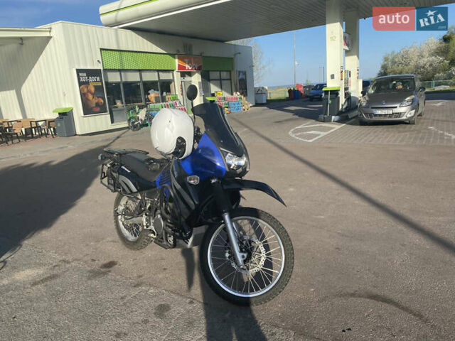Синий Кавасаки KLR 650, объемом двигателя 0.65 л и пробегом 12 тыс. км за 5300 $, фото 2 на Automoto.ua