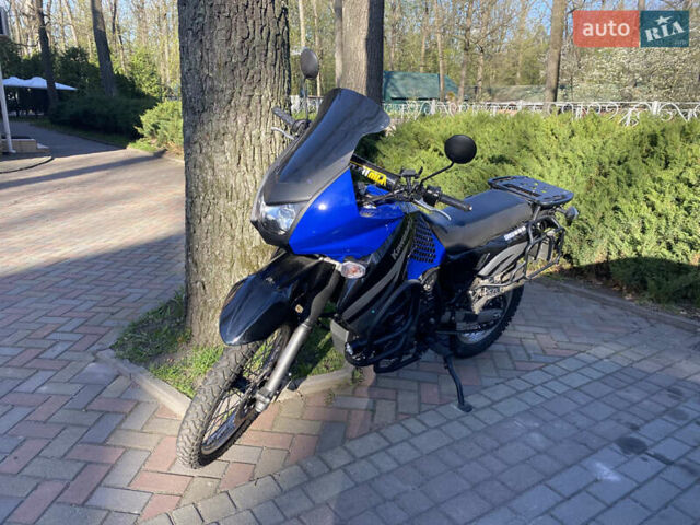 Синий Кавасаки KLR 650, объемом двигателя 0.65 л и пробегом 12 тыс. км за 5300 $, фото 8 на Automoto.ua