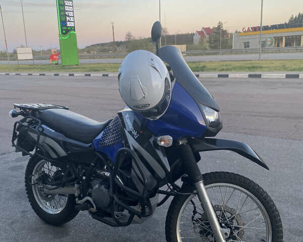 Синий Кавасаки KLR 650, объемом двигателя 0.65 л и пробегом 12 тыс. км за 5300 $, фото 4 на Automoto.ua