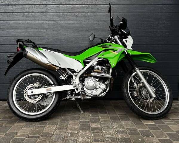 Зеленый Кавасаки KLX 230, объемом двигателя 0.23 л и пробегом 21 тыс. км за 4100 $, фото 1 на Automoto.ua