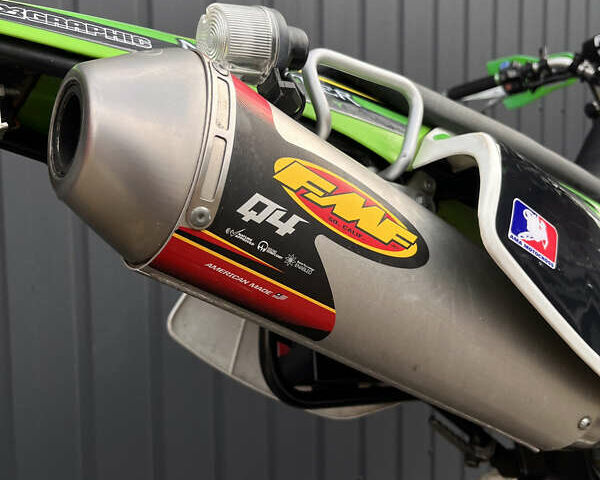 Зеленый Кавасаки KLX 250, объемом двигателя 0.25 л и пробегом 28 тыс. км за 4200 $, фото 4 на Automoto.ua