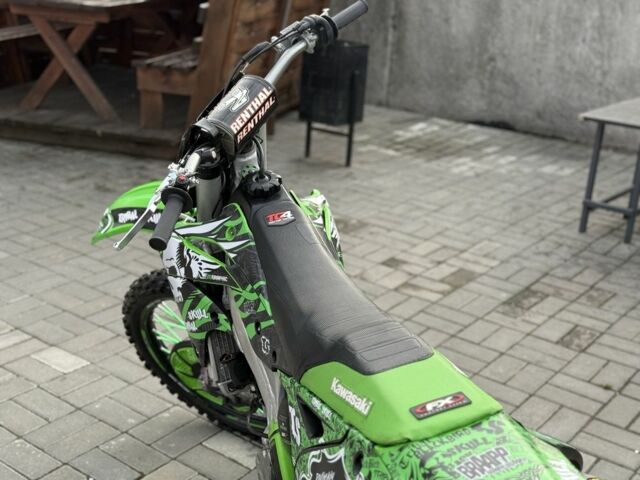 Кавасаки KX 250F, объемом двигателя 0.25 л и пробегом 0 тыс. км за 3399 $, фото 1 на Automoto.ua