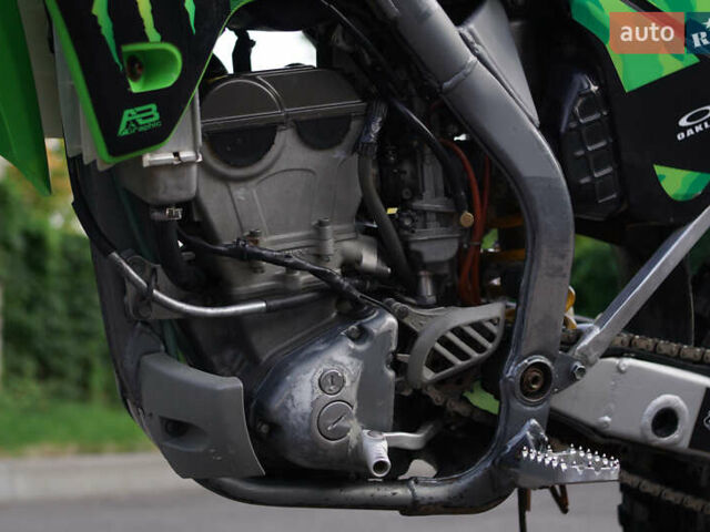 Зеленый Кавасаки KX 250F, объемом двигателя 0 л и пробегом 5 тыс. км за 3500 $, фото 6 на Automoto.ua
