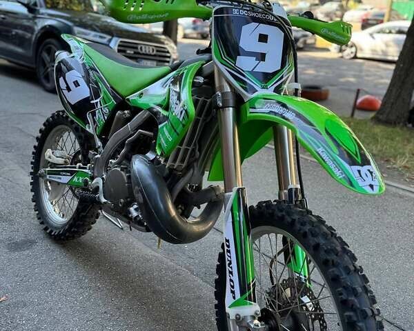 Зеленый Кавасаки KX 250F, объемом двигателя 0.25 л и пробегом 30 тыс. км за 4100 $, фото 4 на Automoto.ua