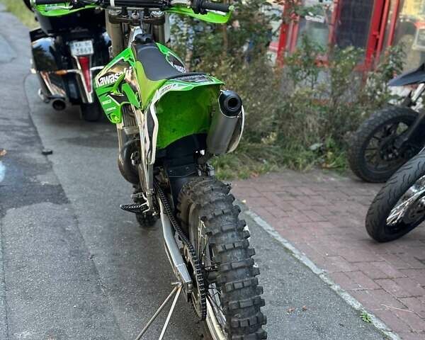 Зеленый Кавасаки KX 250F, объемом двигателя 0.25 л и пробегом 30 тыс. км за 4100 $, фото 7 на Automoto.ua