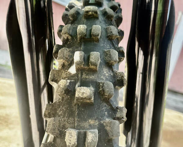 Зеленый Кавасаки KX 450F, объемом двигателя 0.45 л и пробегом 120 тыс. км за 6000 $, фото 15 на Automoto.ua